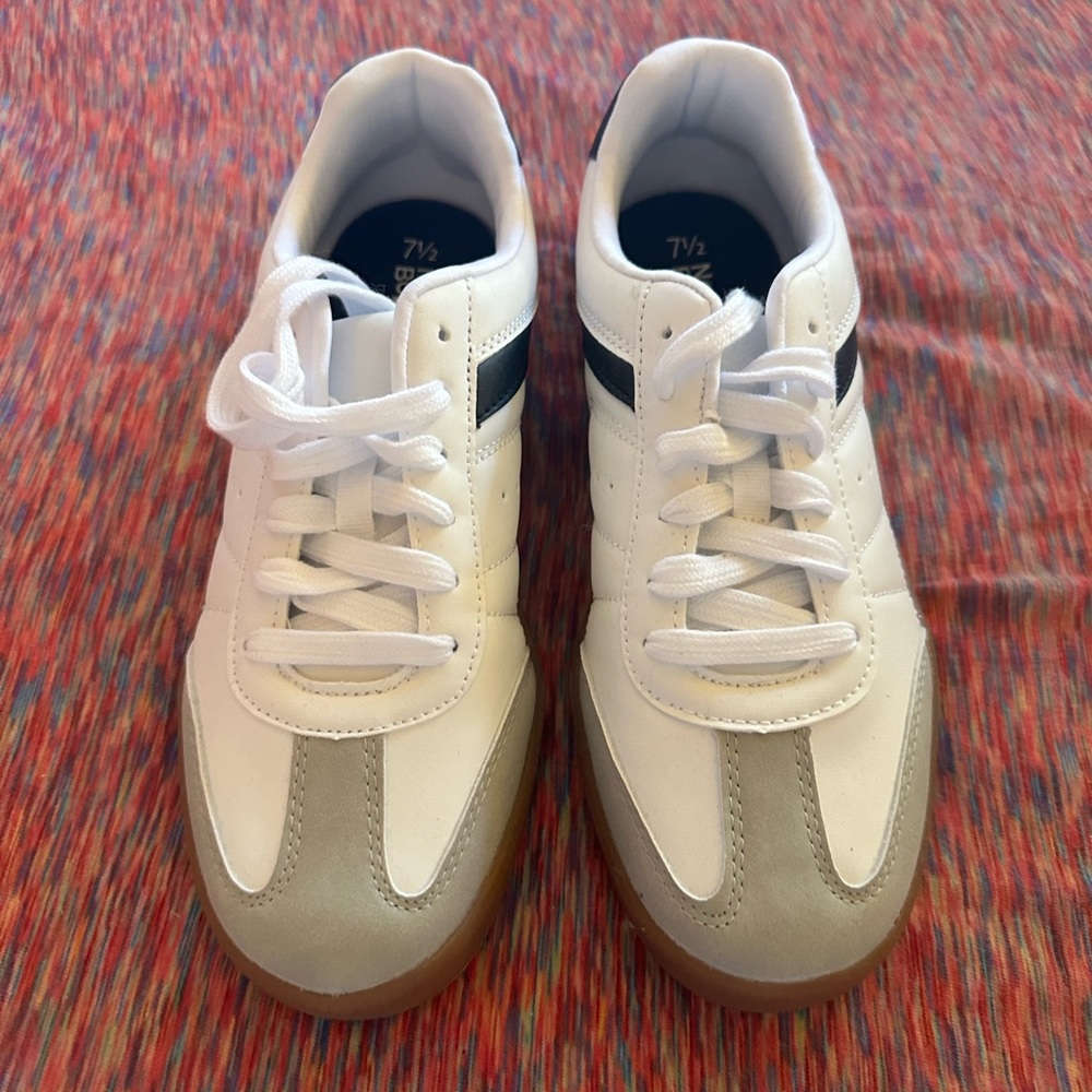 No Boundaries White and Gray Men's Sneakers